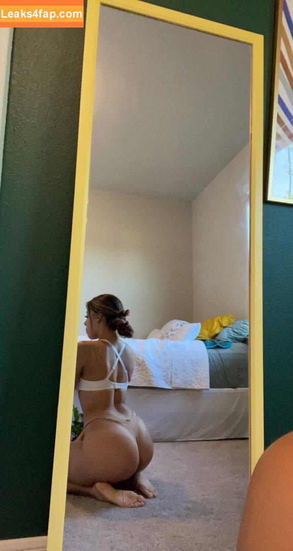 Uhveenyuh / HootieJessXO / mrshatake27 leaked photo photo #0060