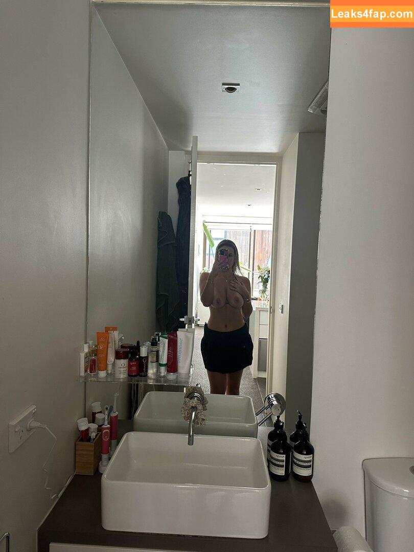 Victoria Campbell / realpeachycheeks / victoria.campbell leaked photo photo #0026