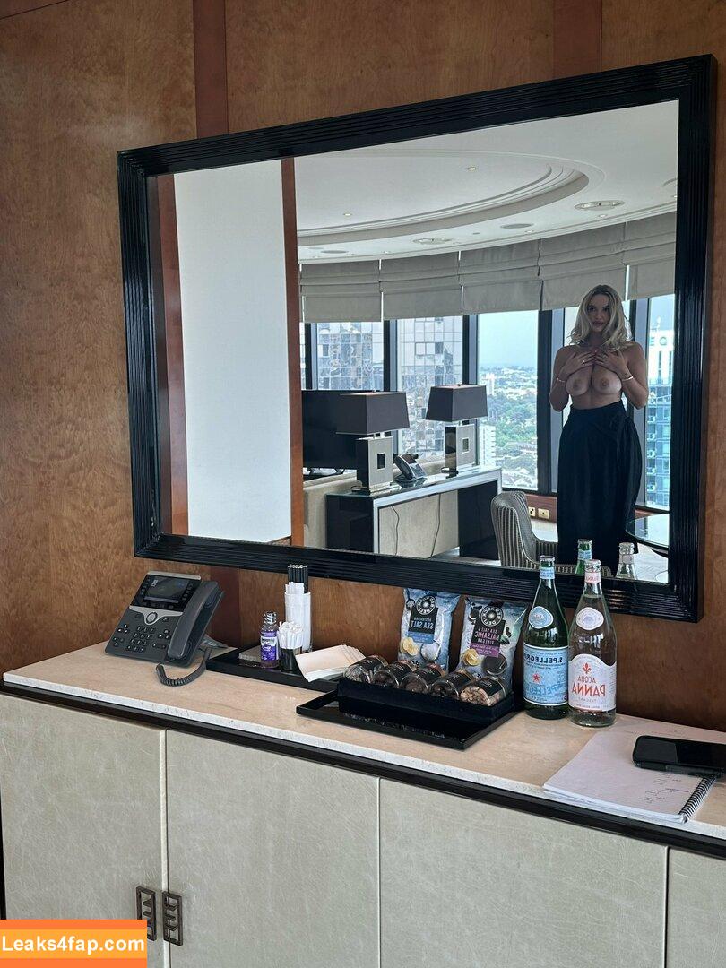 Victoria Campbell / realpeachycheeks / victoria.campbell leaked photo photo #0057