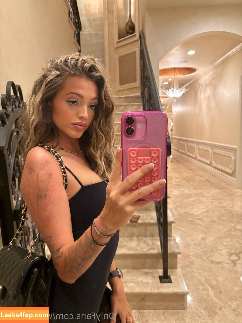 woahhvicky / woahvicky leaked photo photo #0032