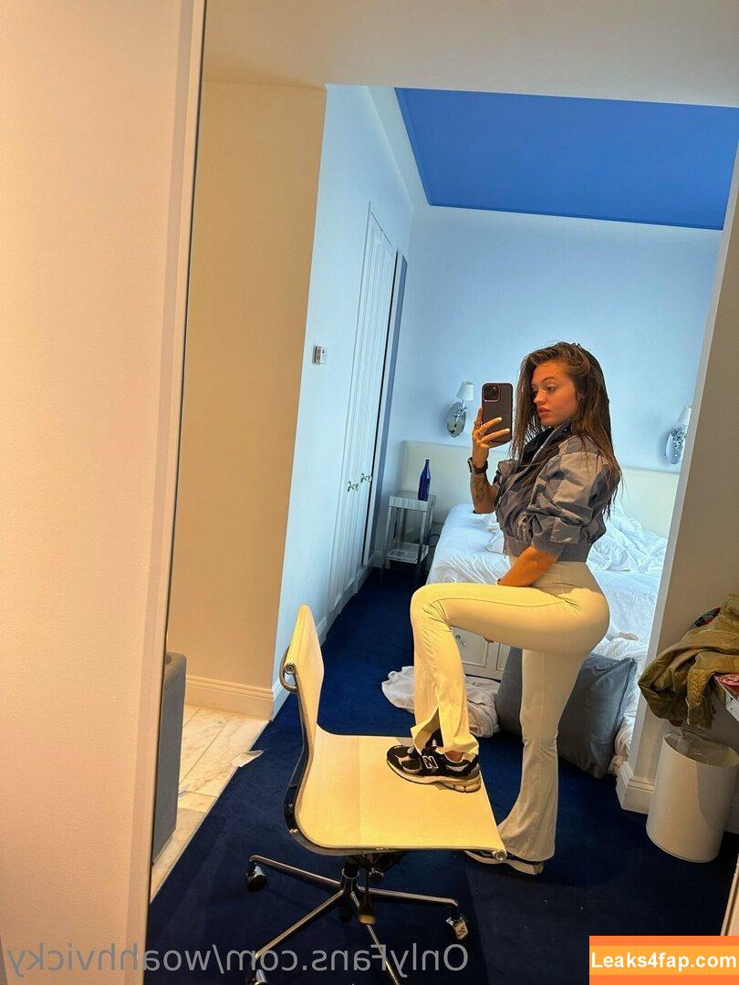 woahhvicky / woahvicky leaked photo photo #0043