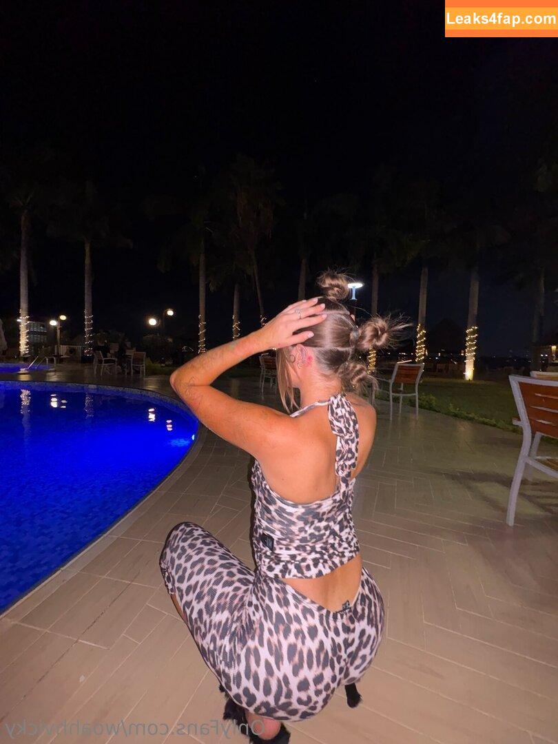 woahhvicky / woahvicky leaked photo photo #0059