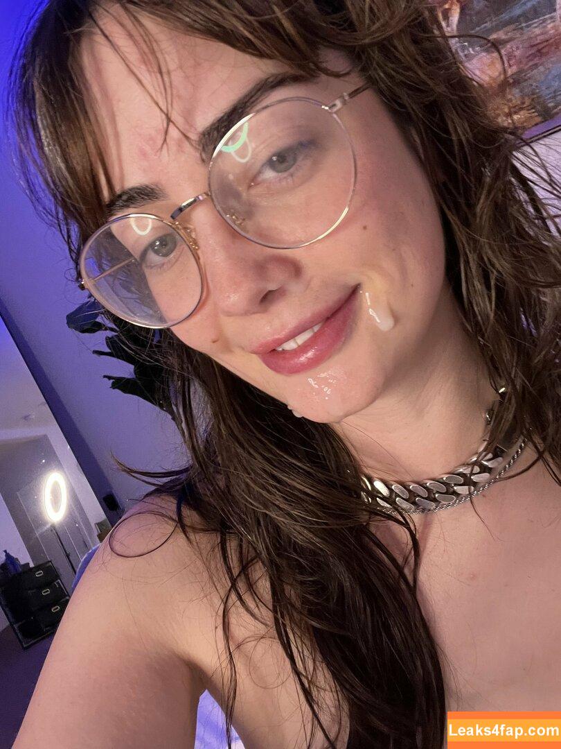 yungllamacita / Lily Alcott leaked photo photo #0005