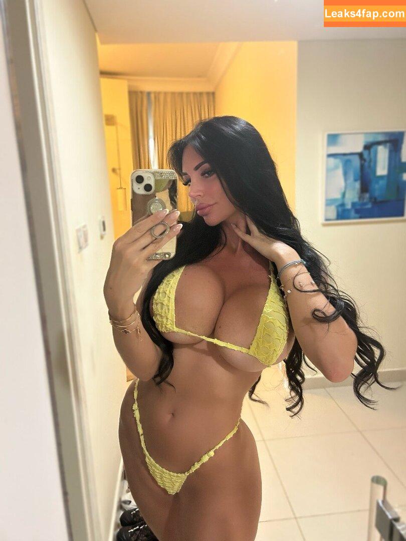 yvonne_bar / yvonne_bar_ leaked photo photo #0264