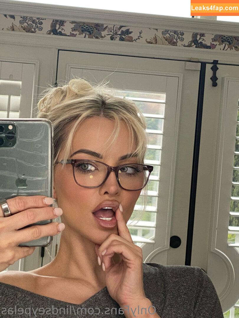 Lindsey Pelas / https: / lindseypelas / lindseypelas.co leaked photo photo #0104