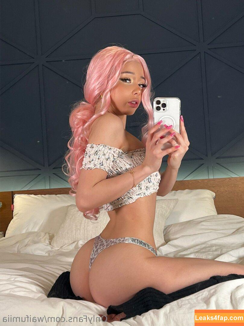 waifumiia / izzybunnies / izzybuunnies / waifuumia leaked photo photo #0001
