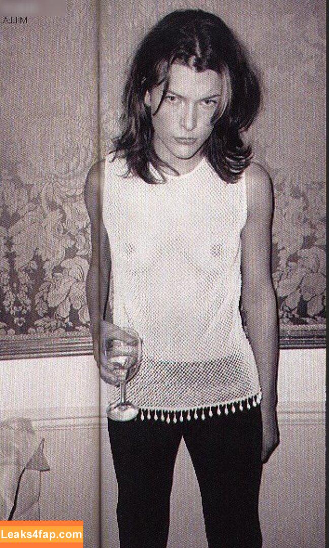 125006 /  leaked photo photo #1130