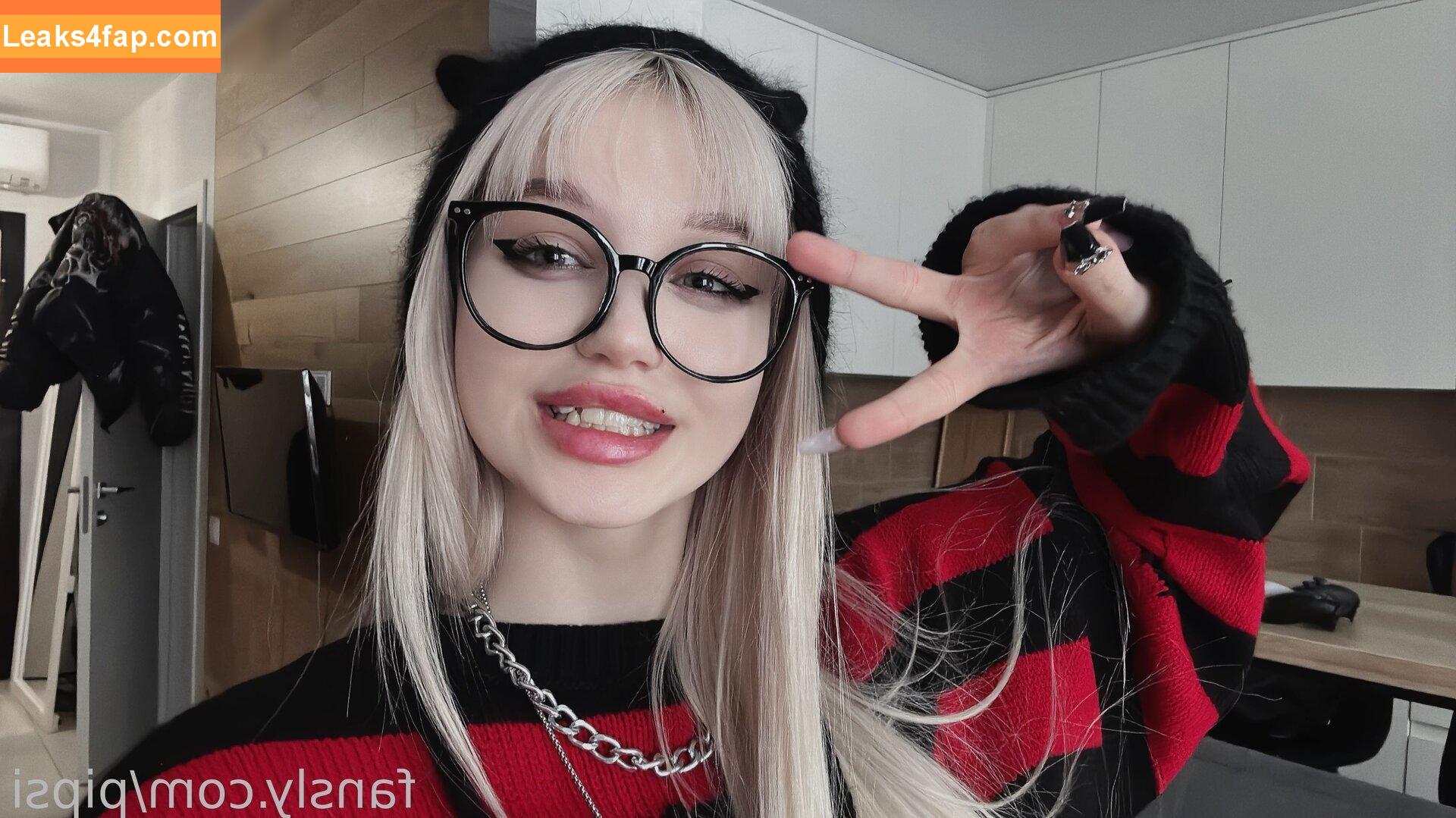 125006 /  leaked photo photo #1584