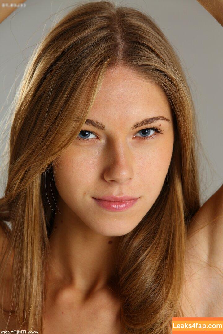 125006 /  слитое фото фото #2223