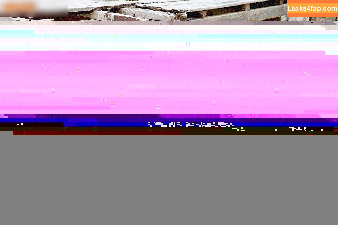 1279 /  leaked photo photo #9339