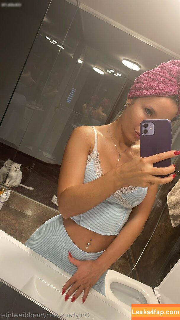 1279 /  слитое фото фото #9972