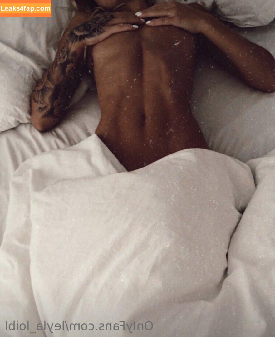 1279 /  leaked photo photo #10326