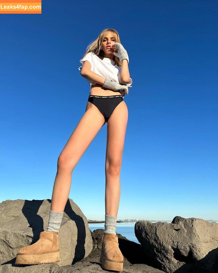 1279 /  leaked photo photo #10418