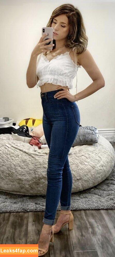 1279 /  leaked photo photo #11128