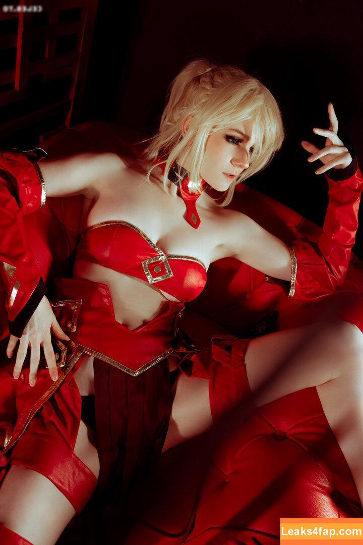 1279 /  leaked photo photo #11398