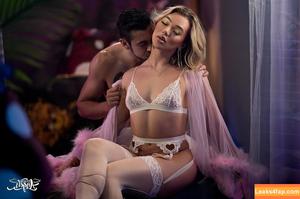 Emma Rose photo #0015