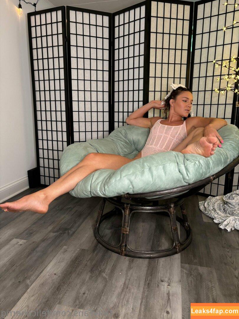 Felice Herrig / feliceherrig leaked photo photo #0008