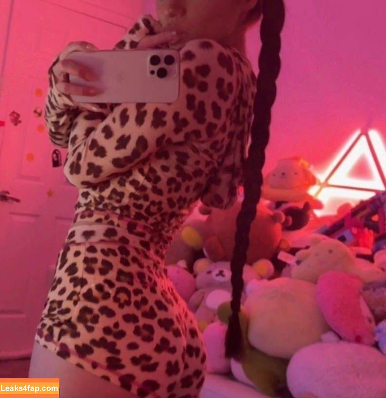Oxythoughtin / Avivasofia / Misopacketbae слитое фото фото #0005