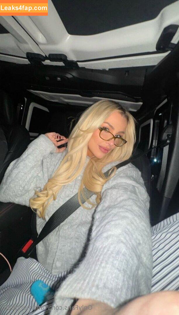 tanamongeau /  leaked photo photo #0044