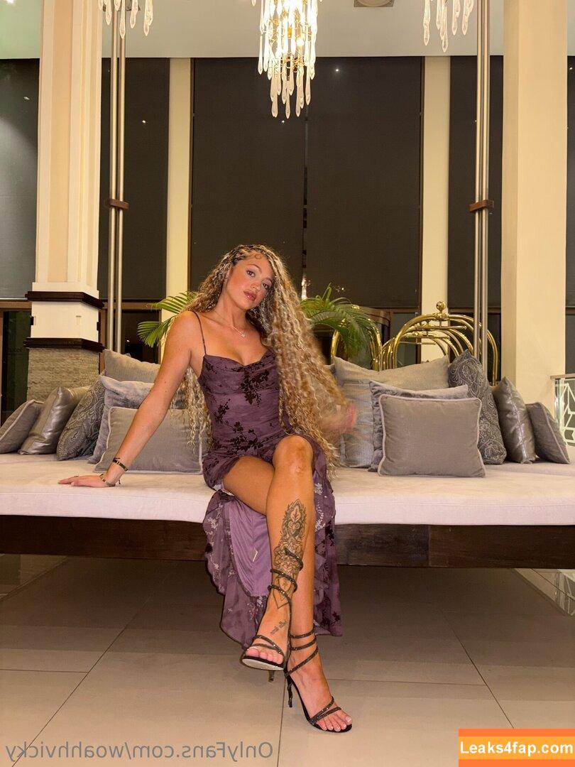 woahhvicky / woahvicky leaked photo photo #0001