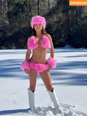 Veronica Perasso photo #0007