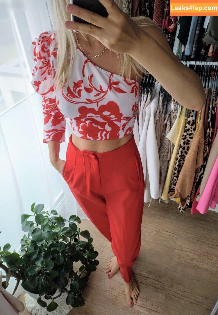 132303 /  слитое фото фото #0127