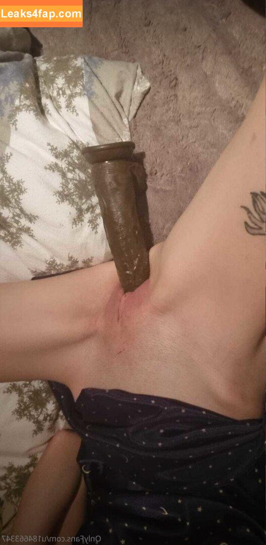 132303 /  leaked photo photo #0744