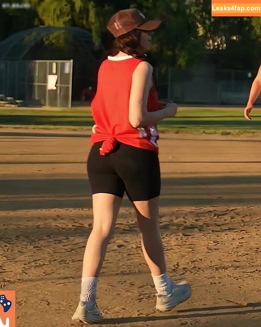 132303 /  leaked photo photo #1020