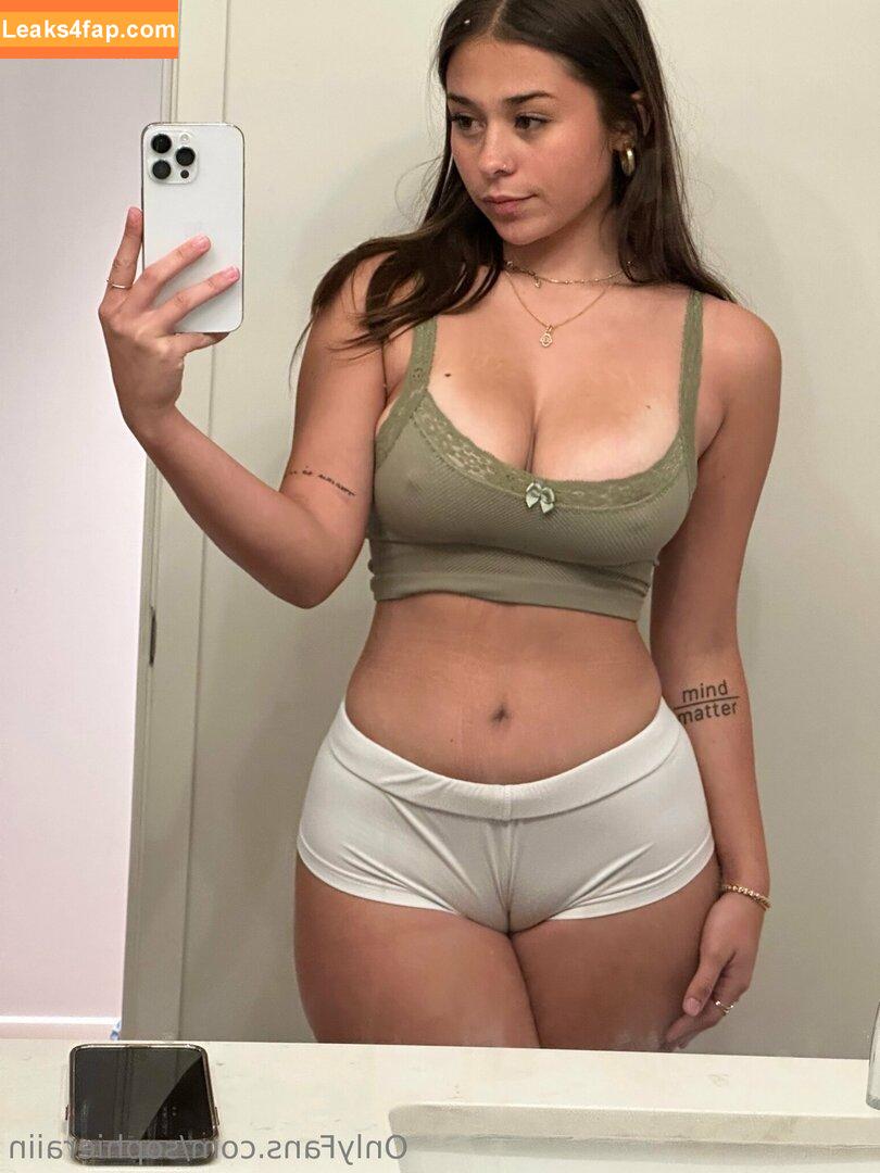 Malayaax / Malayaaaxx / sophieraiin leaked photo photo #0001