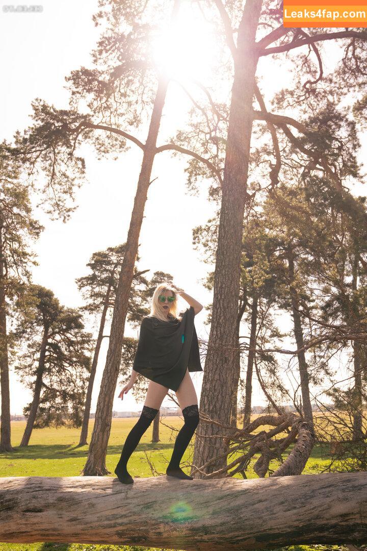 137654 /  leaked photo photo #0455