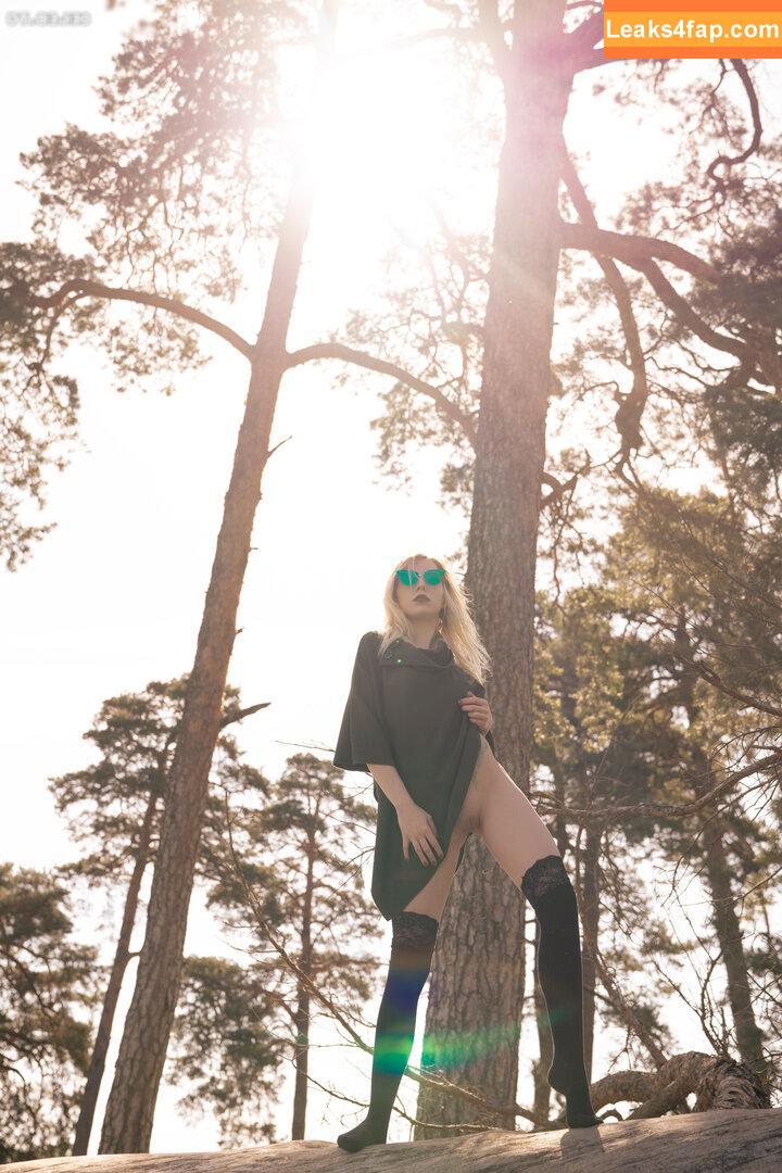 137654 /  leaked photo photo #0460