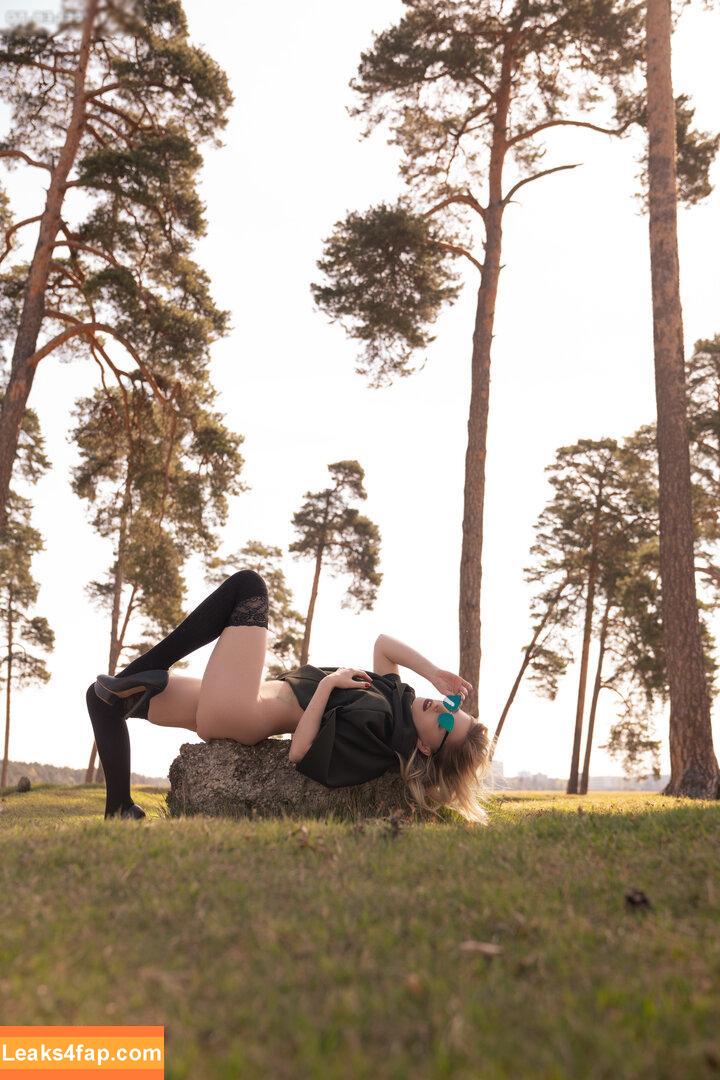 137654 /  leaked photo photo #0804