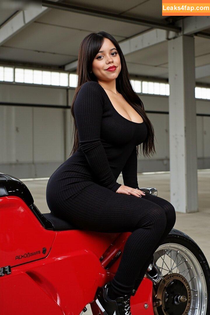 137654 /  leaked photo photo #2012