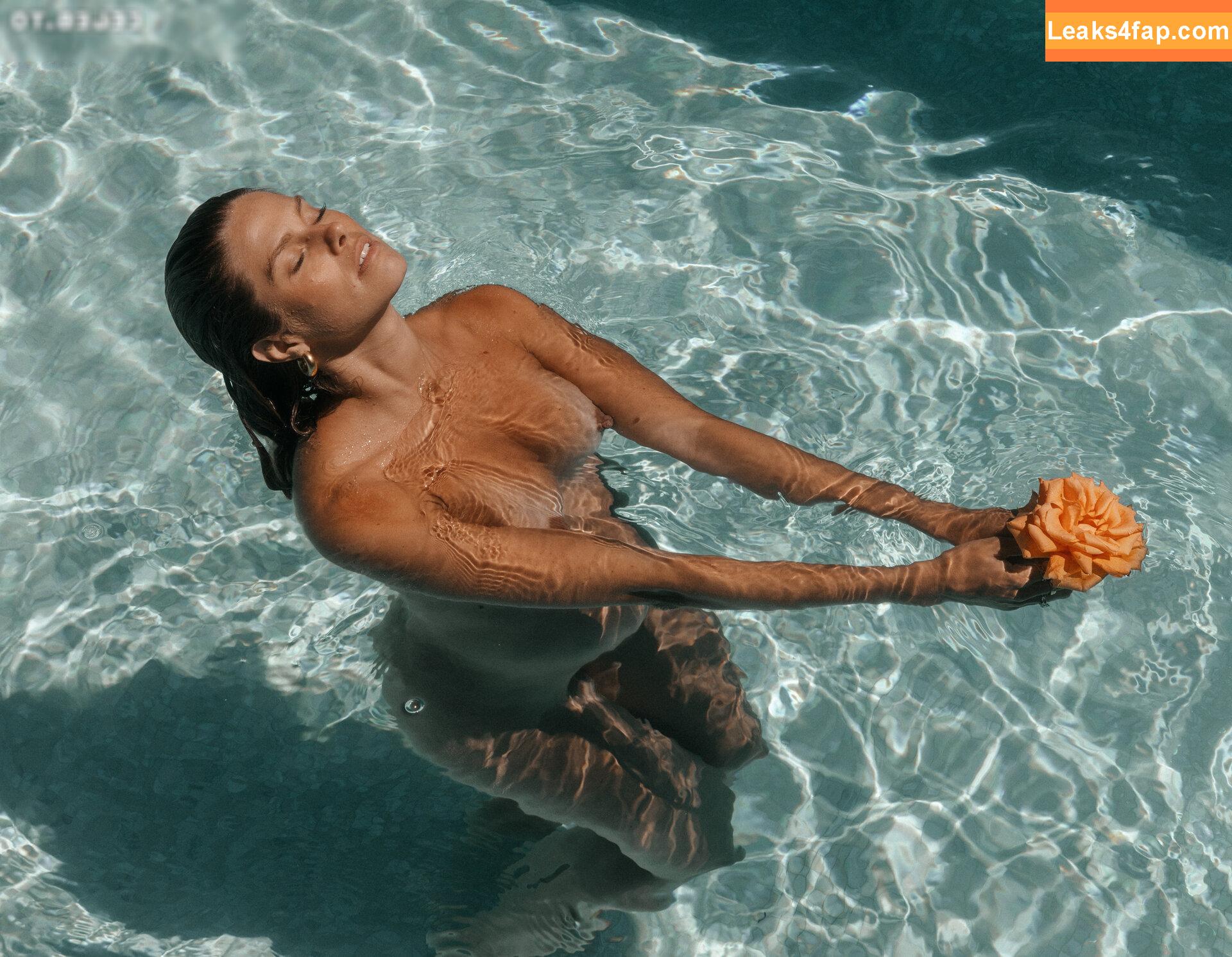 137654 /  leaked photo photo #2154