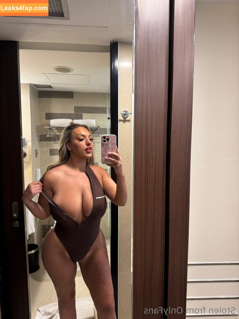 Alanna Pow / alannapow / saucytitsbali leaked photo photo #0023