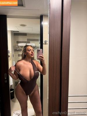 Alanna Pow photo #0023
