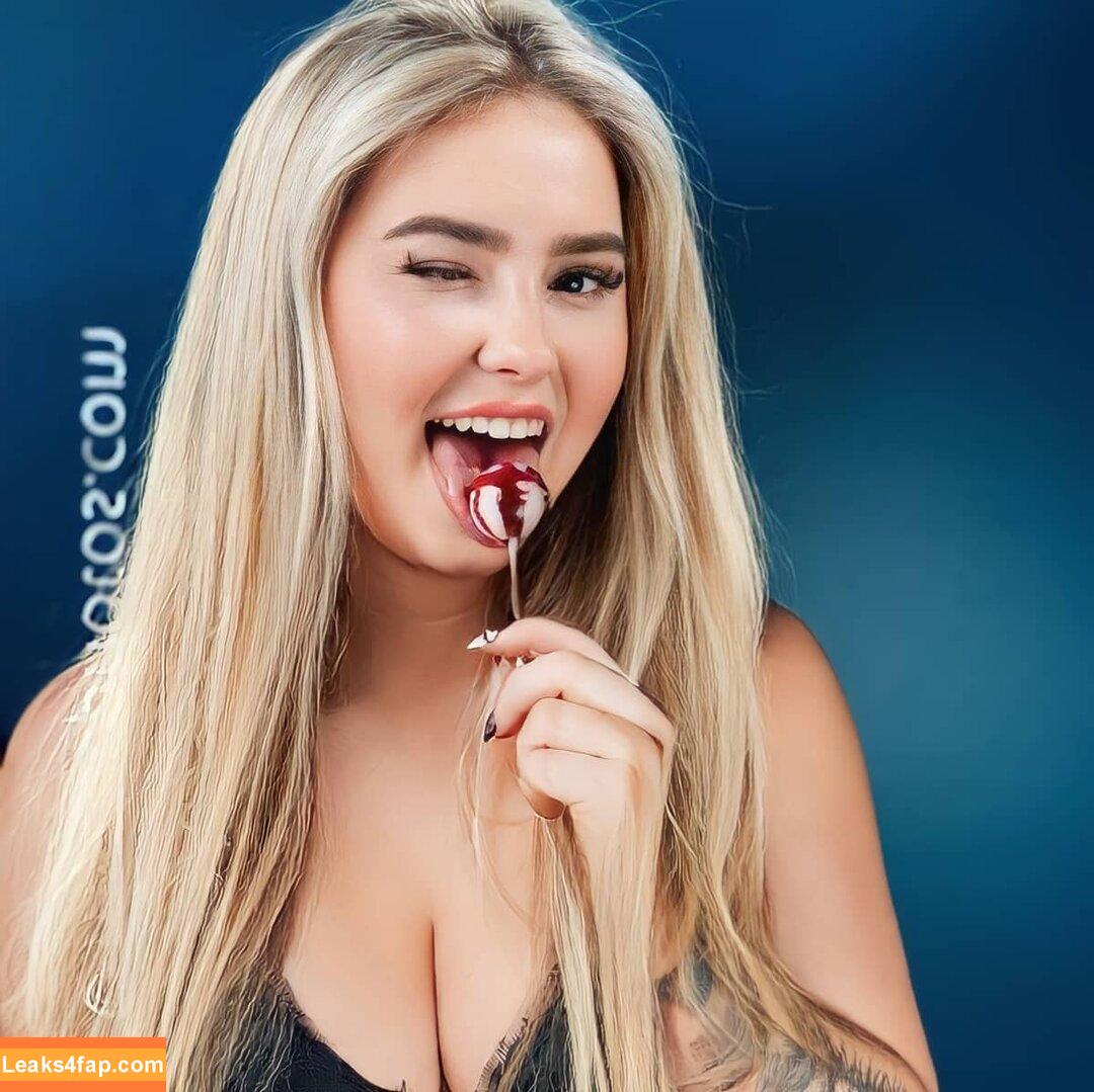 Alyssa Capps /  слитое фото фото #0009