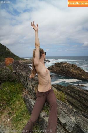 Avva Ballerina photo #0021