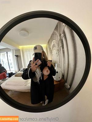 Corinna Kopf photo #0012