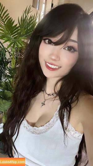 Emiru photo #0266