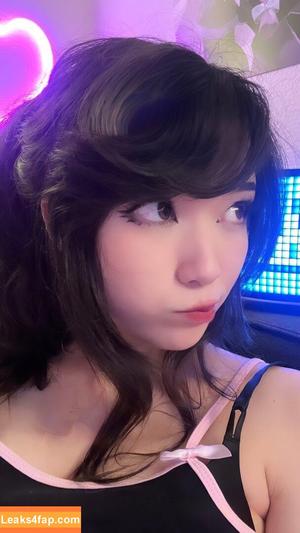 Emiru photo #0267