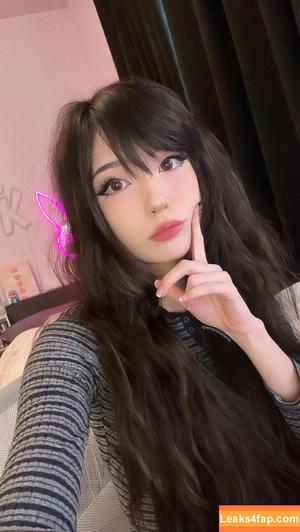 Emiru photo #0420