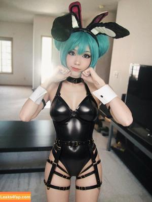 Emiru photo #0700