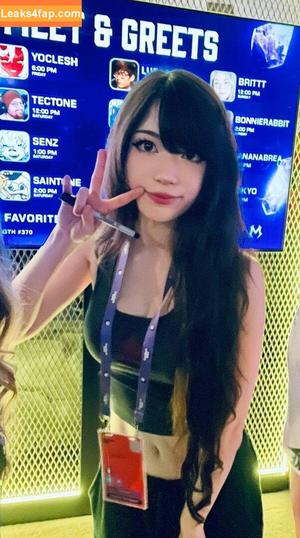 Emiru photo #0781