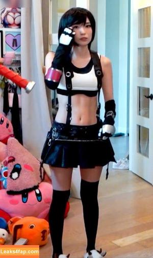 Emiru photo #0822