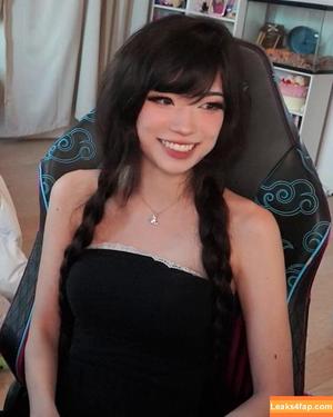 Emiru photo #0899