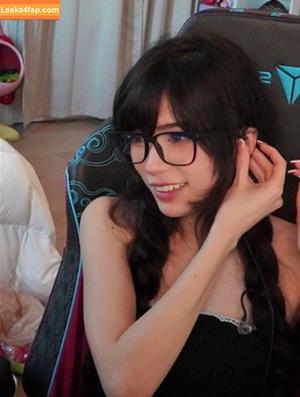 Emiru photo #0902