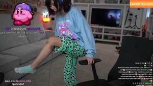 Emiru photo #0966