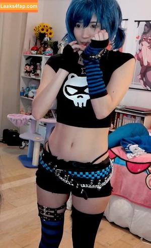 Emiru photo #1052
