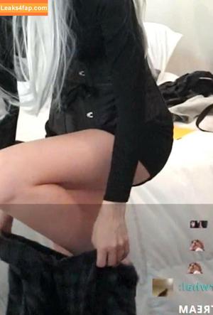Emiru photo #1069